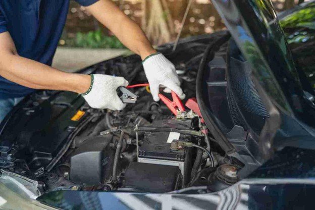 Cuyahoga Towing is getting a jumpstart on the car after a breakdown